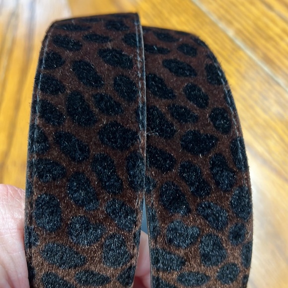 Lepoard print belt . Size Medium. - Picture 2 of 4